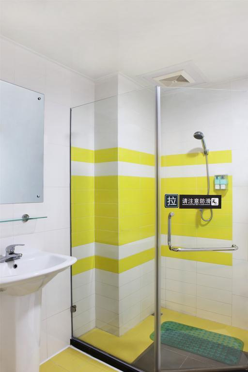 7Days Inn Shanghai Caobao Road Metro Station ห้อง รูปภาพ
